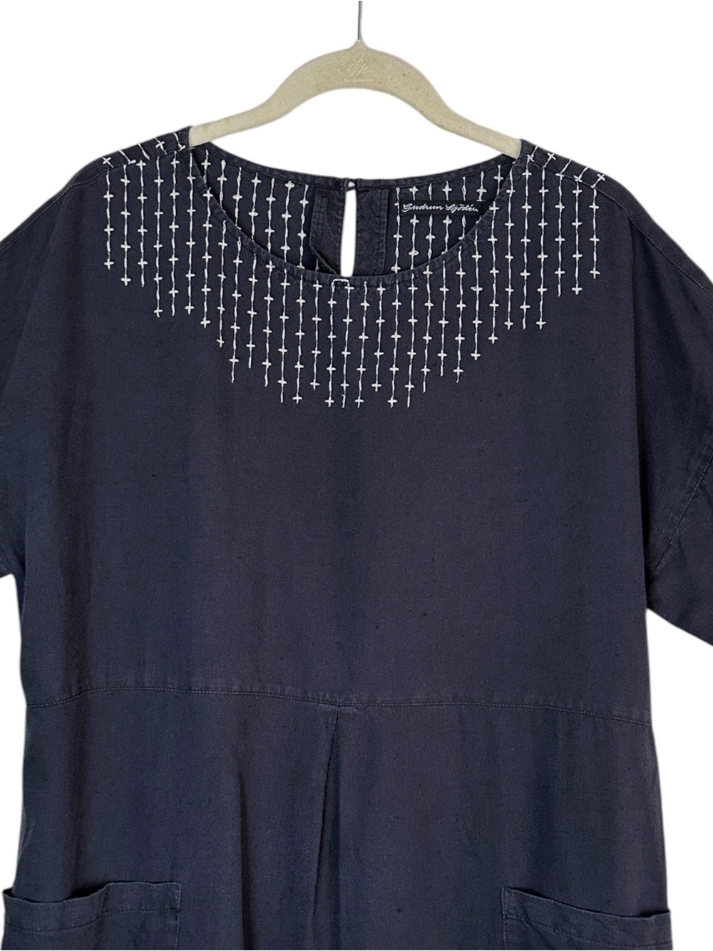 GUDRUN SJODEN Navy Linen Blend Embroidered Dress Scandinavian Lagenlook Pocket M - Picture 3 of 13
